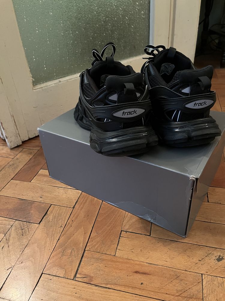 Balenciaga Track 1 Black