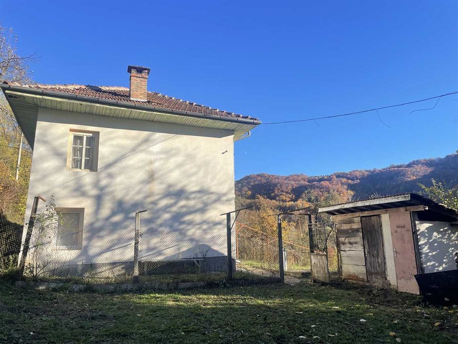 Селска къща с панорамна гледка