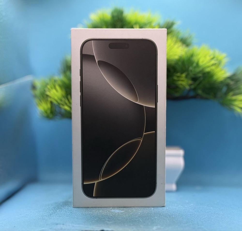 НОВ!!! Apple iPhone 16 Pro Max, 256GB, 5G, Natural Titanium