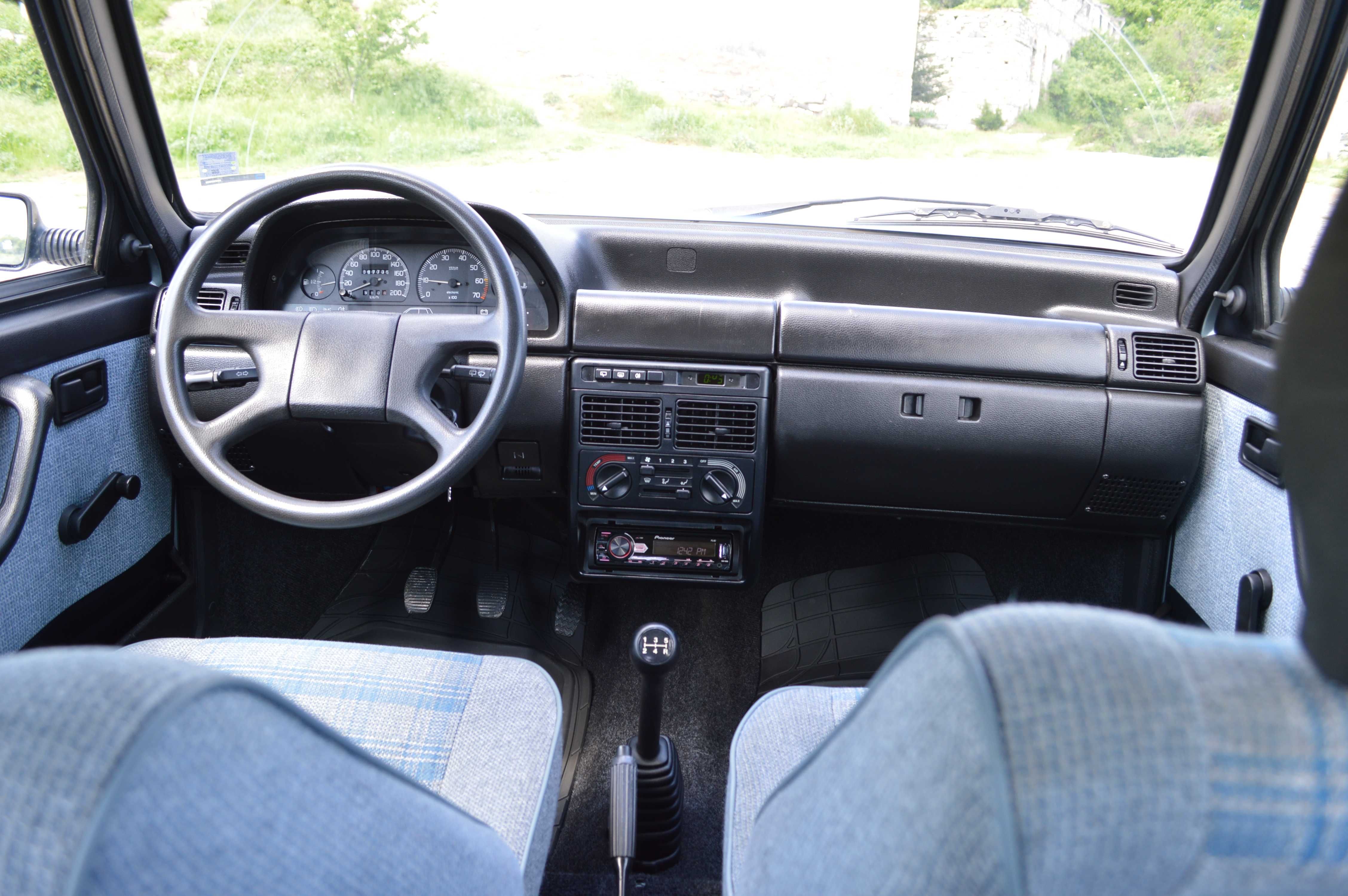 Fiat Uno 1.0 (1990) – Ретро автомобил с реални километри