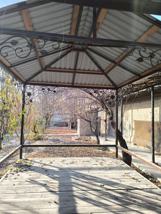 Супа сотилади. (Топчан) ўлчами: 3×3 баландлиги 3 метр