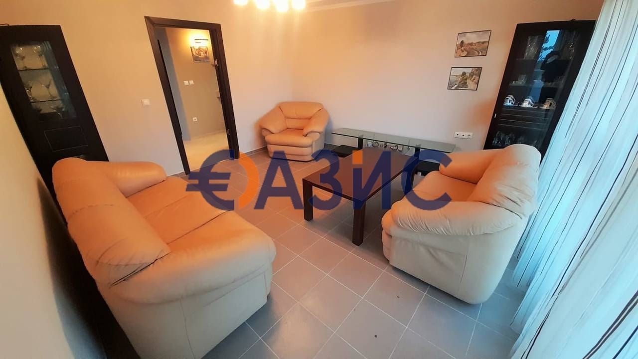 Продава се Четиристаен апартамент в Обзор - 178 кв.м за 526 €/кв.м - Снимка #12