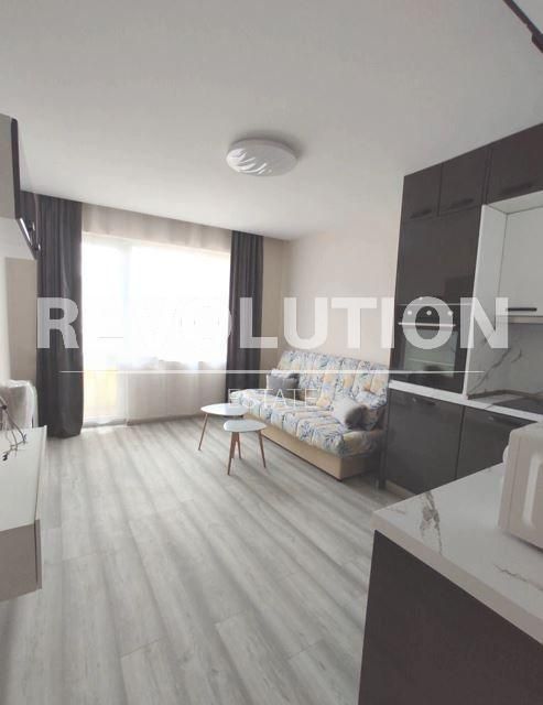 Дава се под наем Едностаен апартамент в Варна, Базар Левски - 35 кв.м за 378.93 € - Снимка #1