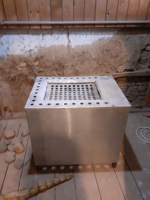 Продаю, электропечь для сауны, б/у, 380 вольт ,в хорошем состояния,