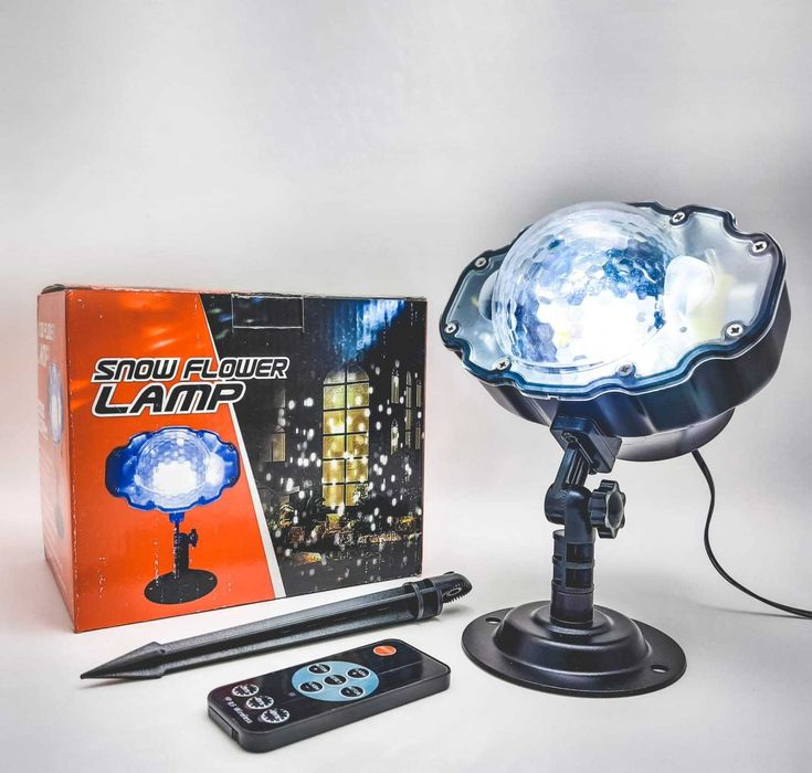 Лазерен проектор за декор падащ сняг, LED, snow fall ефекти, снежинки