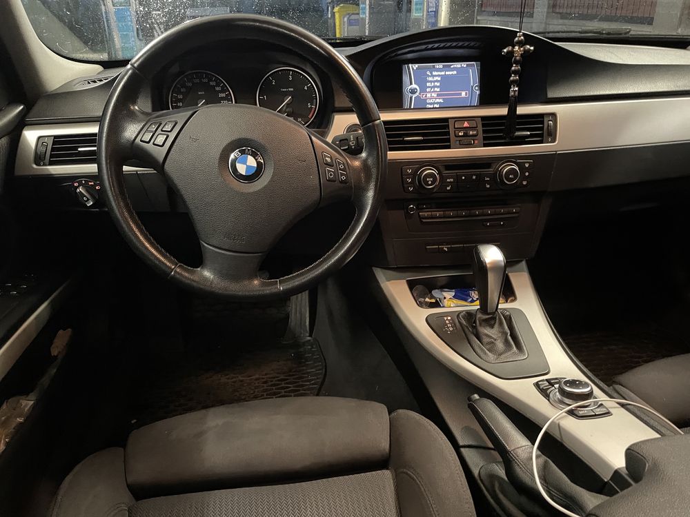 BMW 320D, E91, AUTOMATIC, an 2012