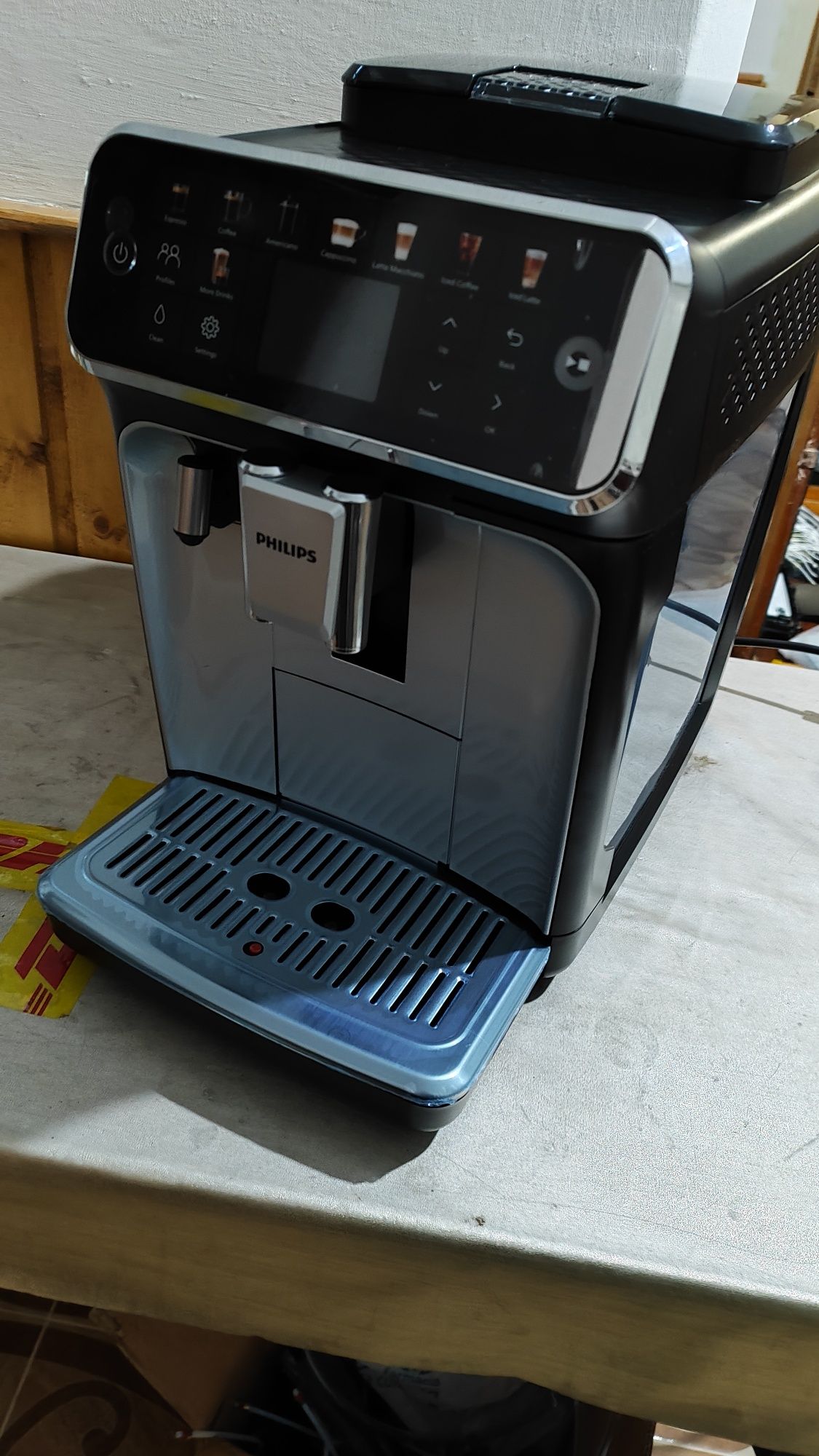 Espressor automat Philips seria 5500 2xfiltru aquaclean bonus