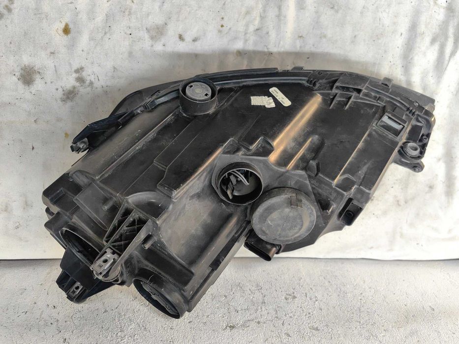 Оригинален фар Vw Golf 7