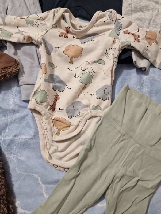 Haine bebe h&m marimea 56