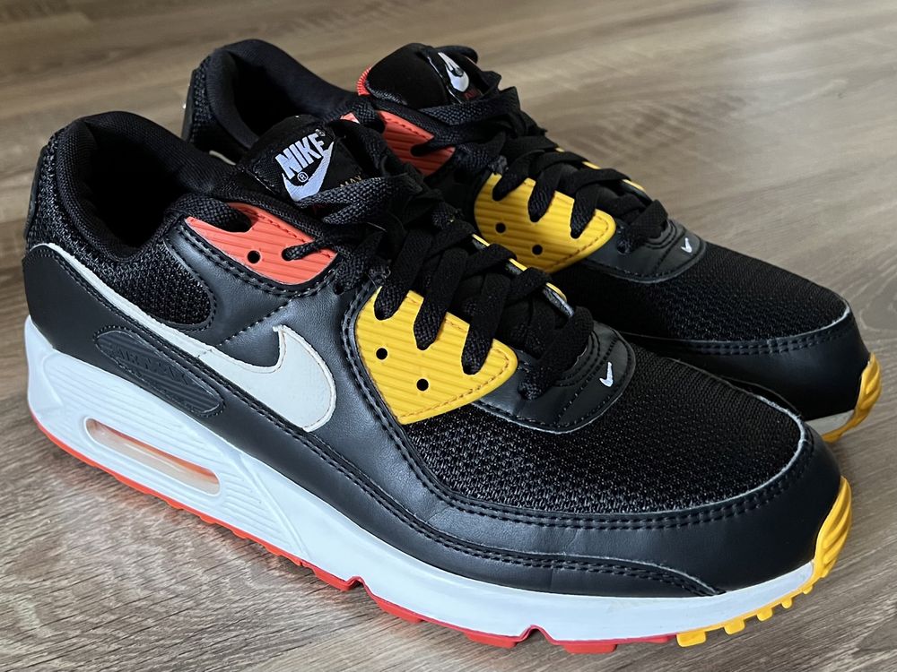 Nike Air Max 90…. Marime 45,5