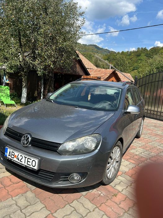 Vând Golf 6 2010