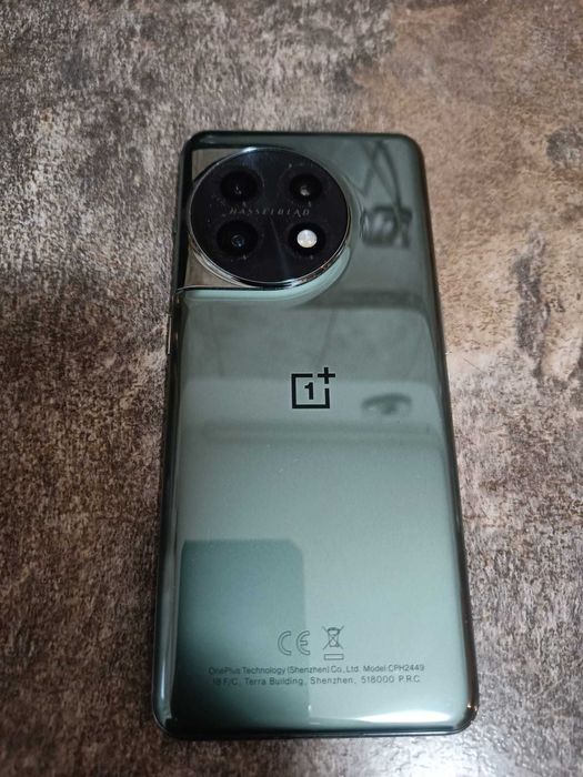 Telefon OnePlus 11 5G • RAM 16+4 GB • Stocare 256 GB