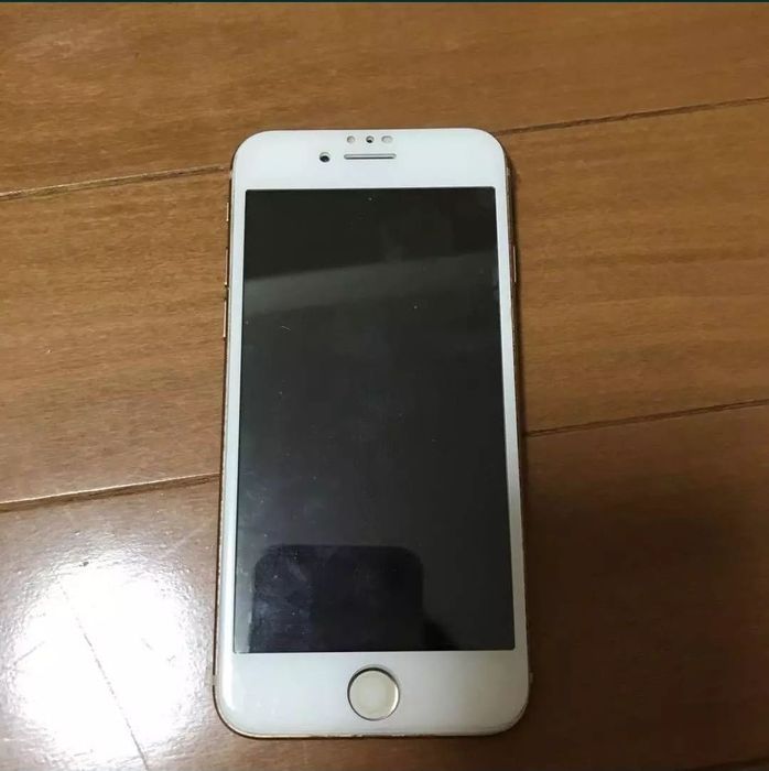 Iphone 7 in stare foarte buna cu folie de sticla inclusa si incarcator