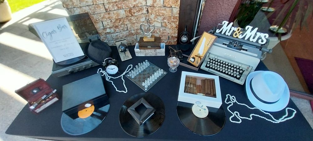 Mini Cigar Bar sau Gentlemen's Corner