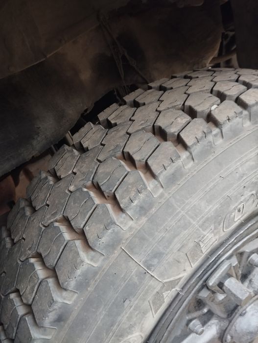 Kamaz sotiladi 8500$