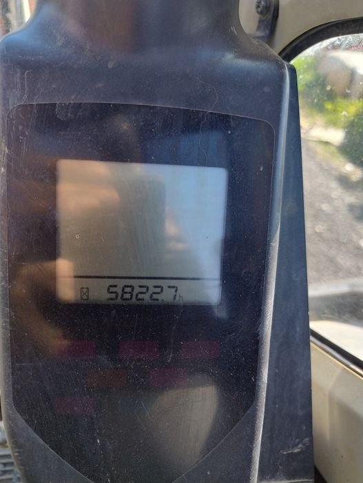 Vand/inchiriez miniexcavator Hitachi ZX29 2015