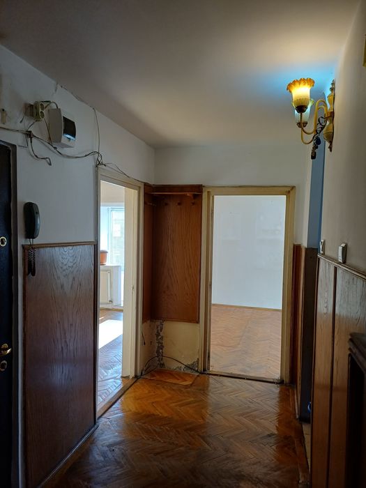 Vand apartament 3 camere tip PC