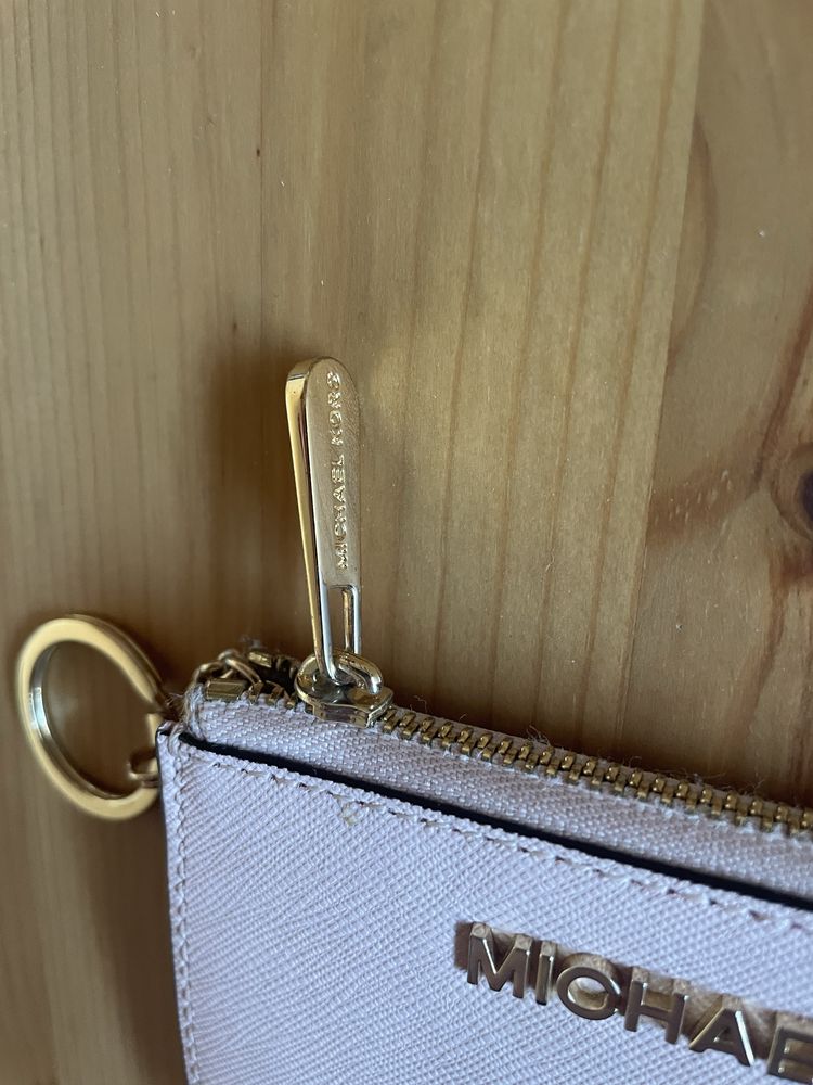 Карт холдър на Michael Kors