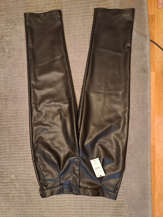 Pantaloni Zara  piele eco.,model Balmain,46