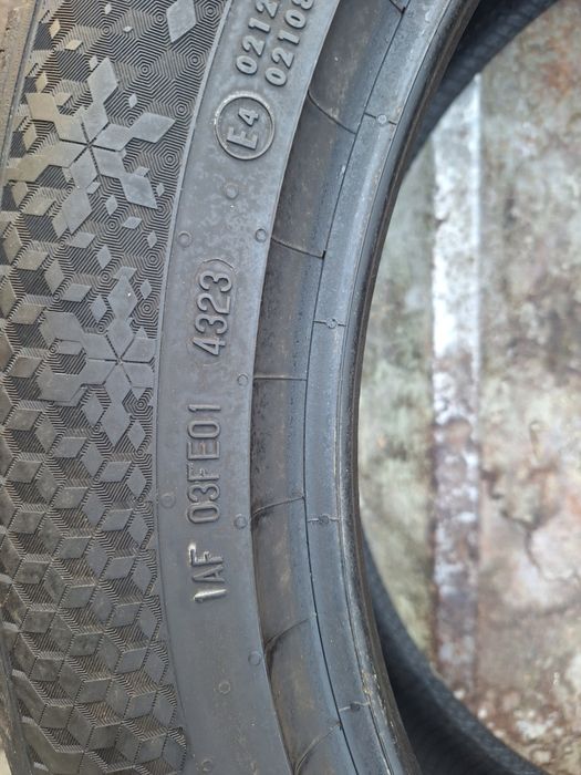 DOT 4323! КАТО НОВИ 235 50 20 Continental wintercontact ts 870p