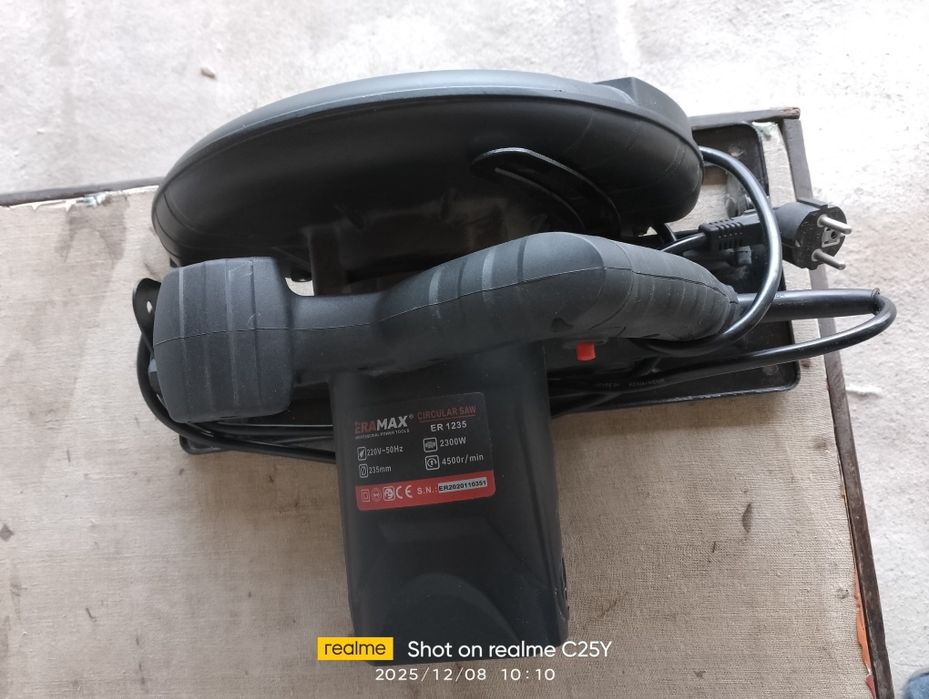 ERAMAX ER 1 235 Serkularka