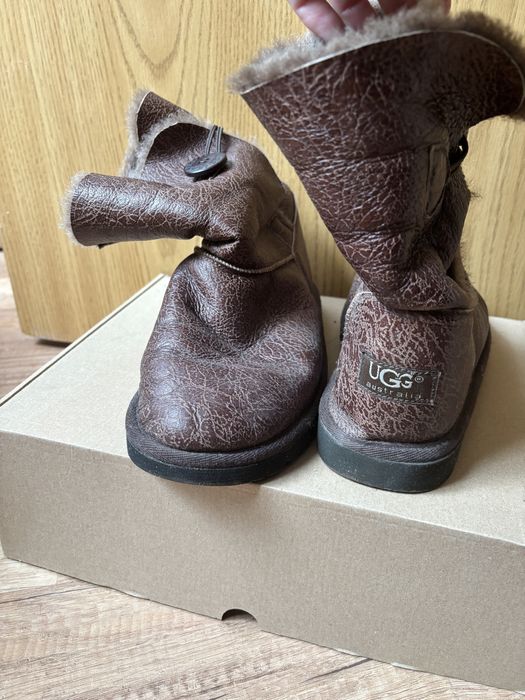 Ботуши UGG, номер 38