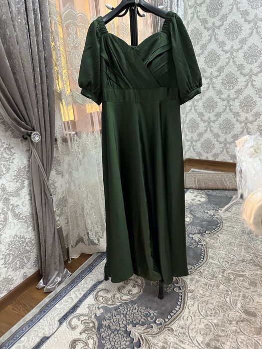 Вечернее платье из шелка