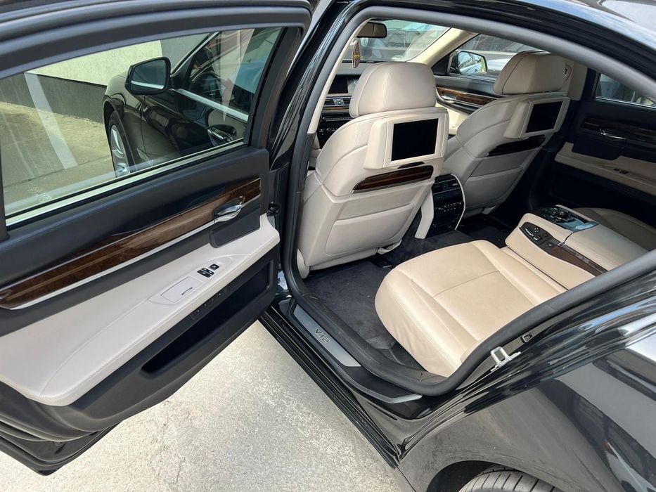 BMW Seria 7 760 LI v12 motorizare rara / dotari full .