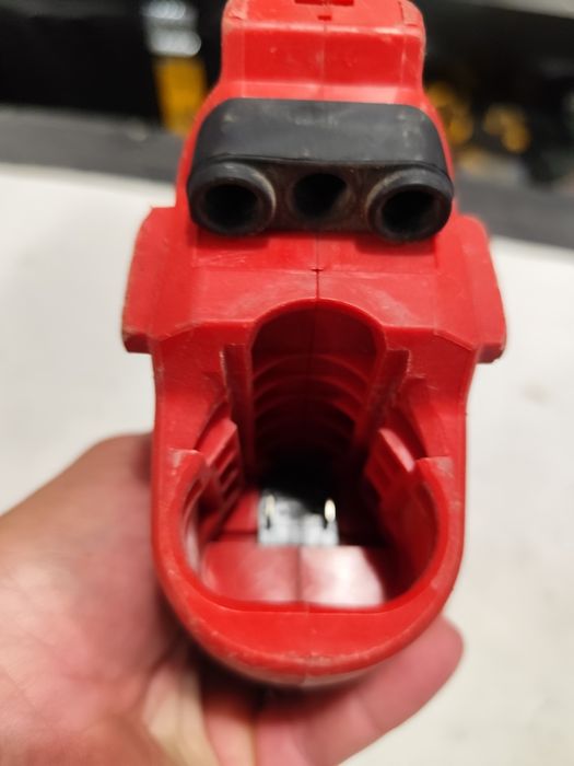 Акумулаторна нитачка Милуоки Milwaukee M12 BPRT + 4Ah