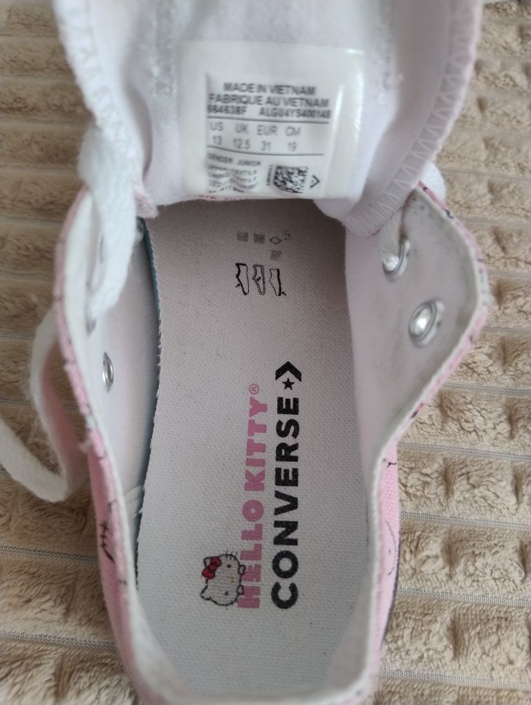 Tenesi Hello Kitty Converse mărimea 31