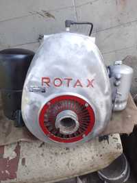 Vând motor Rotax