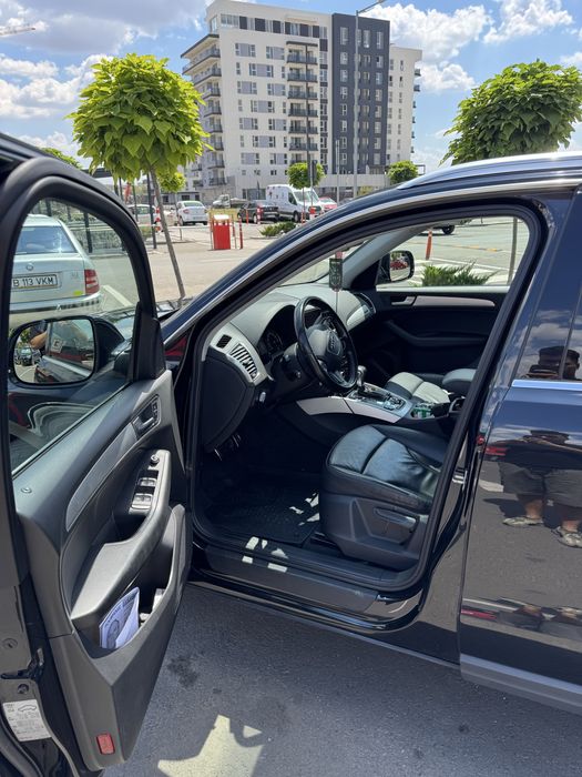 Vand audi Q5 2012 model 2013