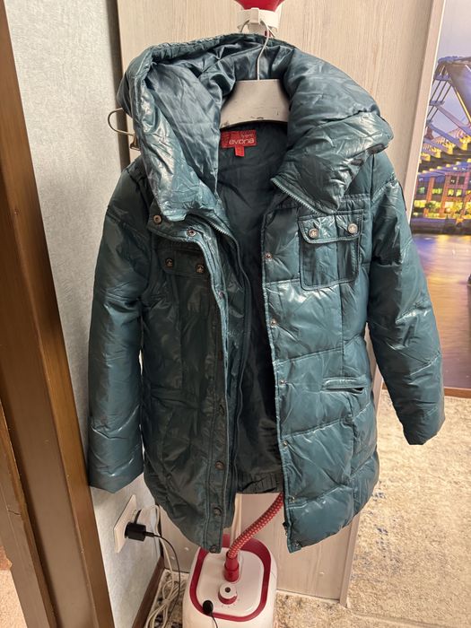 Пуховики новые, привозные.