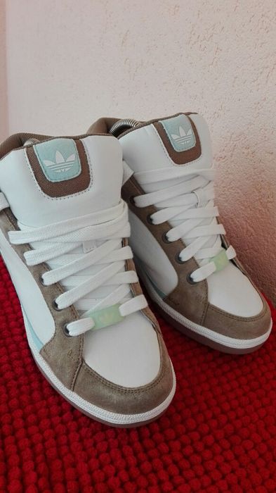 Bascheti Adidas nr 38 piele