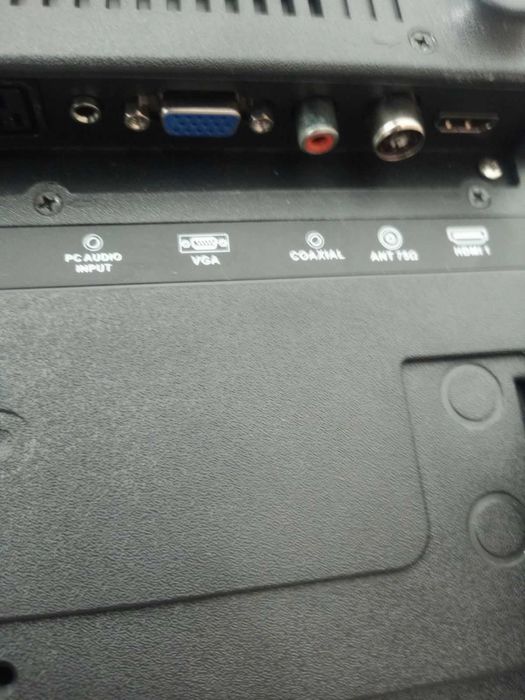 Телевизор Старлайт  40инча