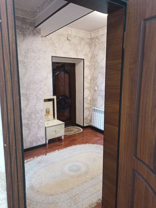 2хонали квартира срочно сотилади