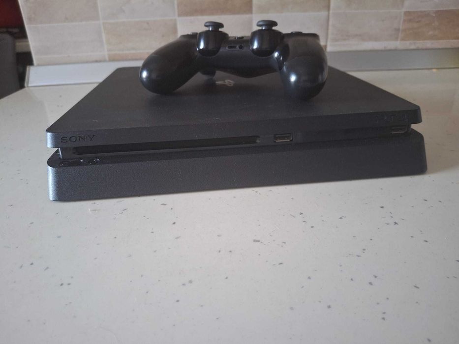 PlayStation 4 Slim 500 GB