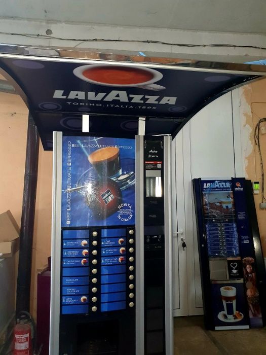 Козирки за вендинг машини с LED осветление Vending