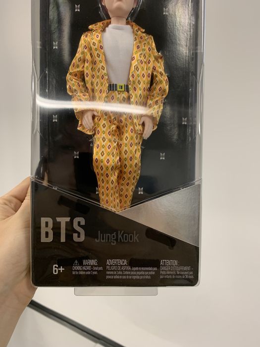 Papusa Mattel BTS Jung Kook noua