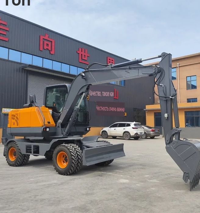 Экскаватор W8085 вес 8тонна автомат