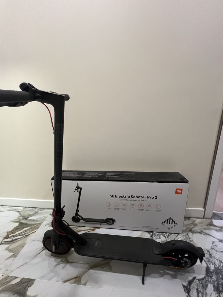 Электросамокат xiaomi electric scooter pro 2 в лучше состоянии!