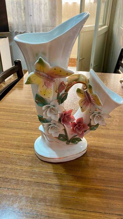 Ваза для цветов настольная