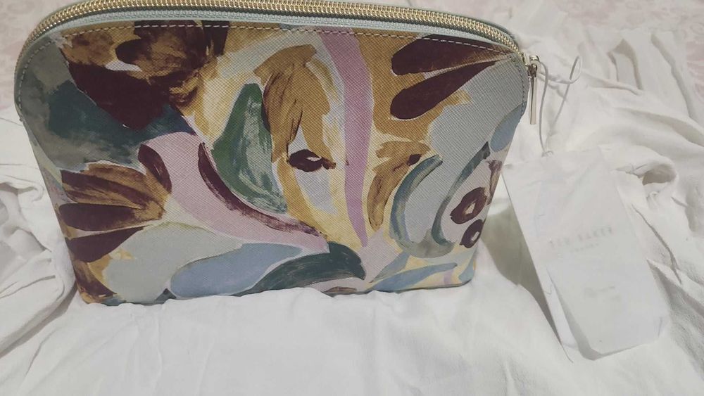 Несесер Ted Baker