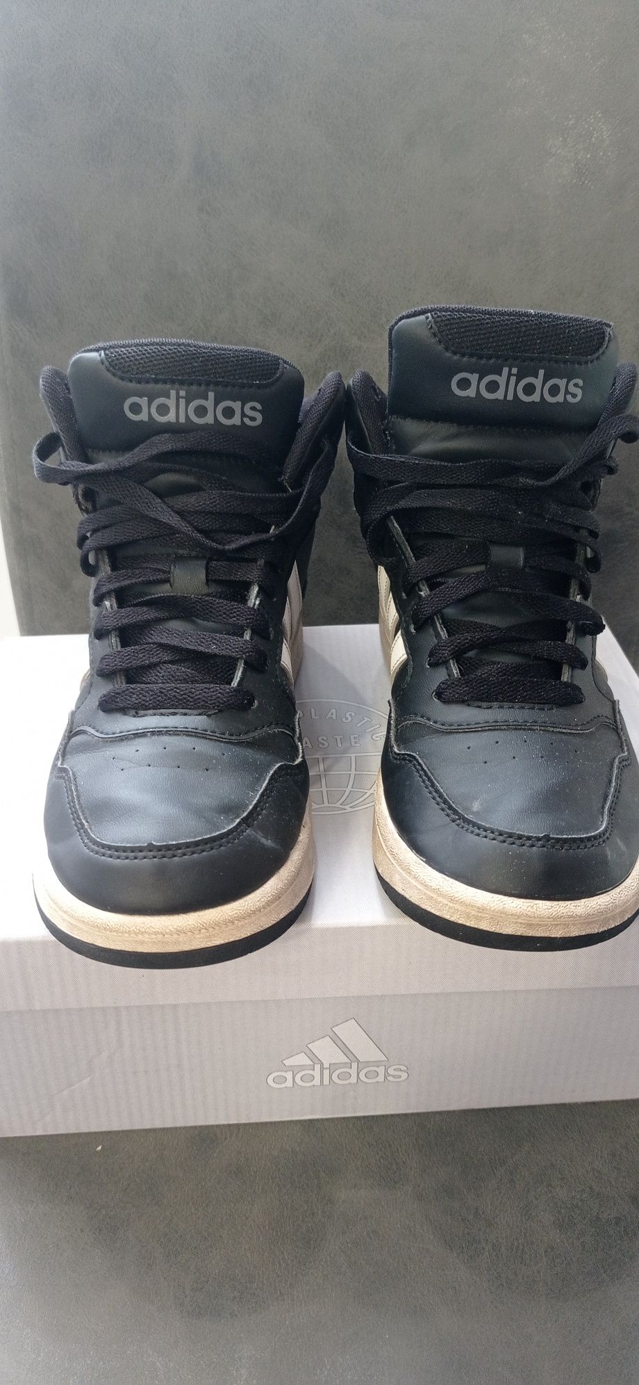 Детски маратонки Adidas номер 36