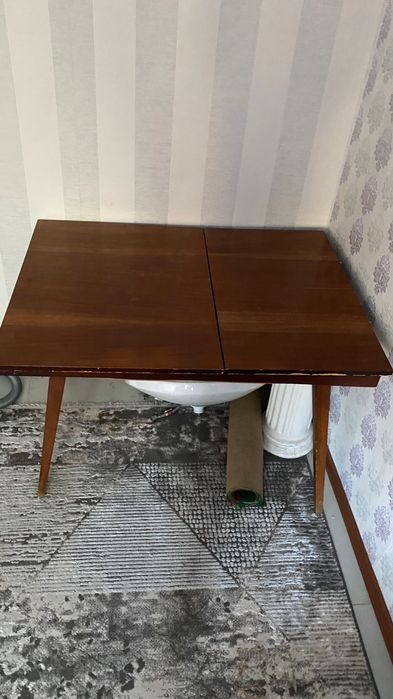 Стол продам недорого