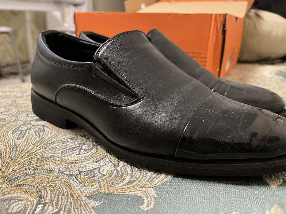 Туфли новые ,39 размера для школа