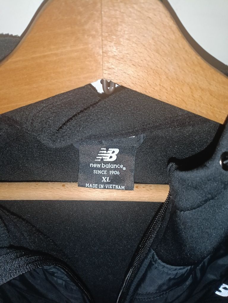Оригинално яке New Balance