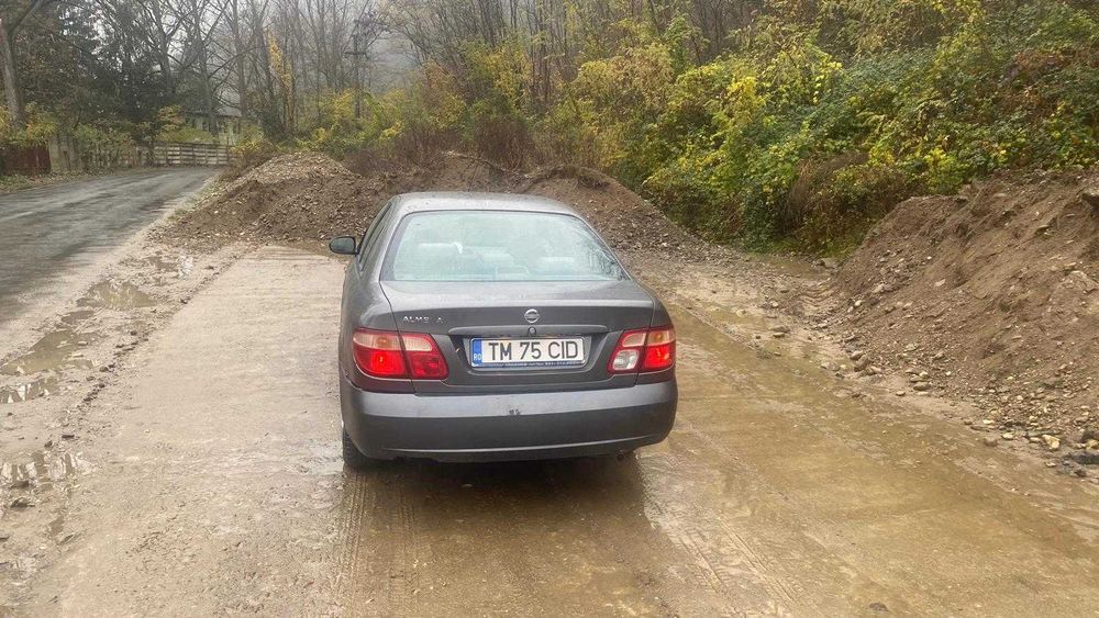 Vand Nissan Almera aflat intr-o stare foarte buna