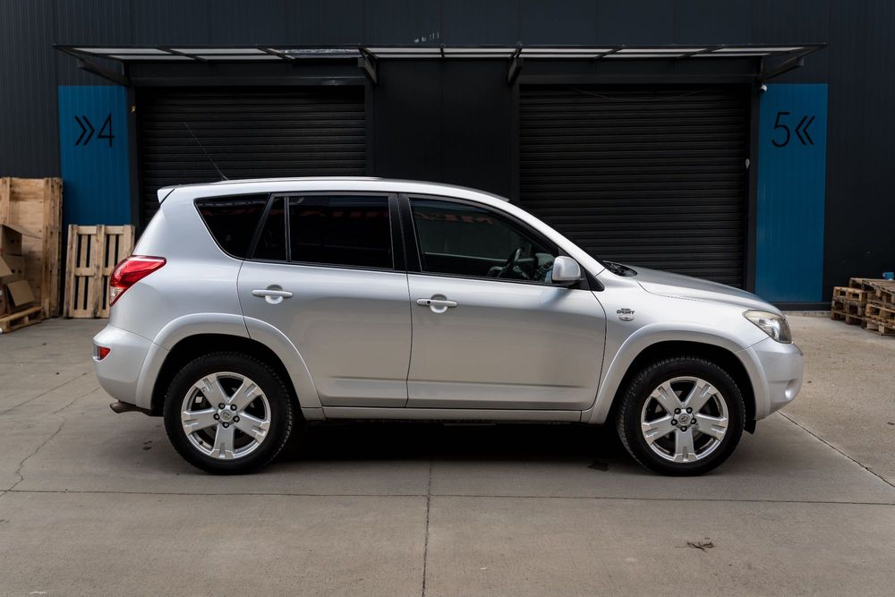 Toyota RAV4 2.2 D-CAT