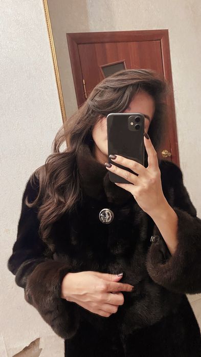 Продам норковую шубу